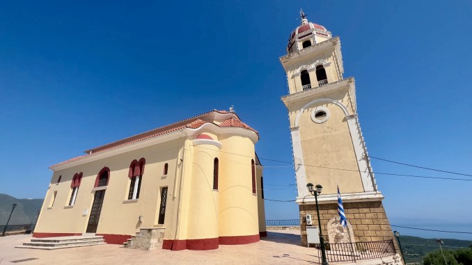 EXPLORE IDYLLIC VILLAGES & HISTORIC MONASTERIES