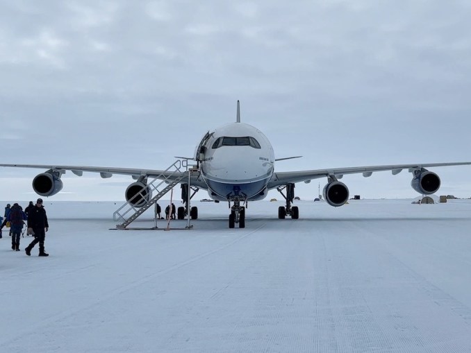HI FLY AIRBUS A340 ANTARCTICA